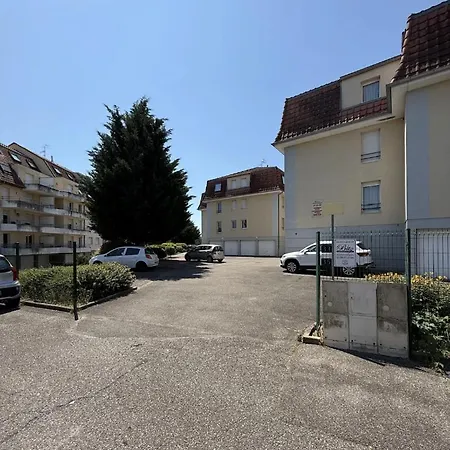 Le Nid Douillet - Parking Included - Apartment *