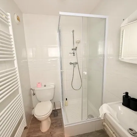 Apartment Le Nid Douillet - Parking Included - *