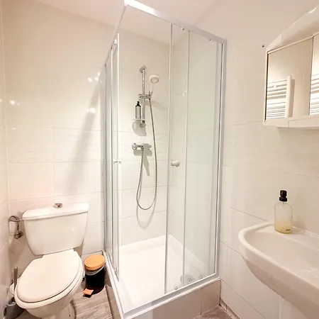 Le Nid Douillet - Parking Included - Apartment *